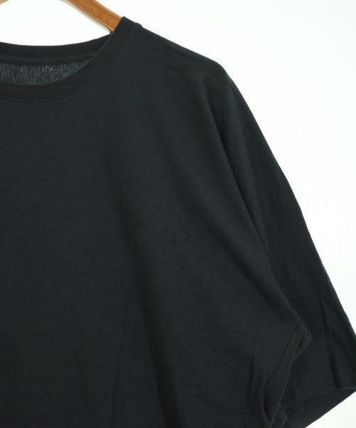 HOMME PLISSE เสื้อยืด/เสื้อท็อปส์