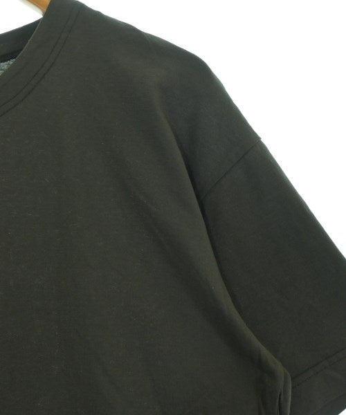 HOMME PLISSE เสื้อยืด/เสื้อท็อปส์