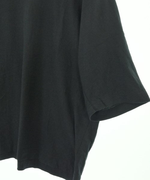 HOMME PLISSE เสื้อยืด/เสื้อท็อปส์