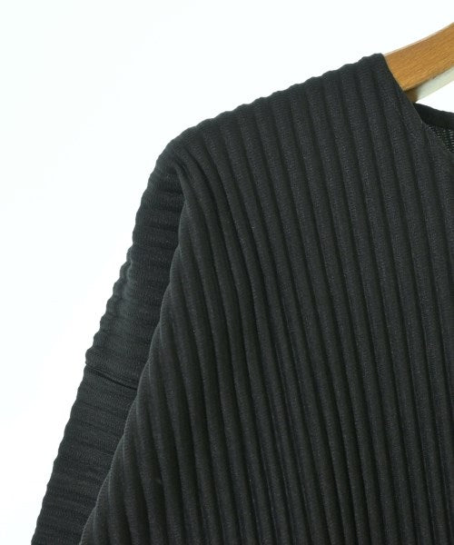 HOMME PLISSE เสื้อยืด/เสื้อท็อปส์