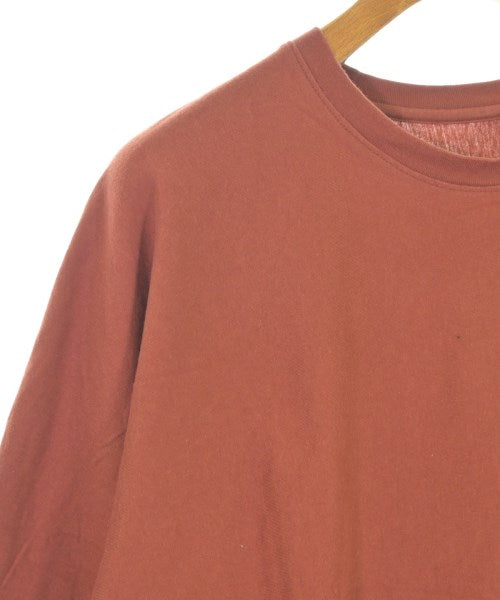 HOMME PLISSE เสื้อยืด/เสื้อท็อปส์
