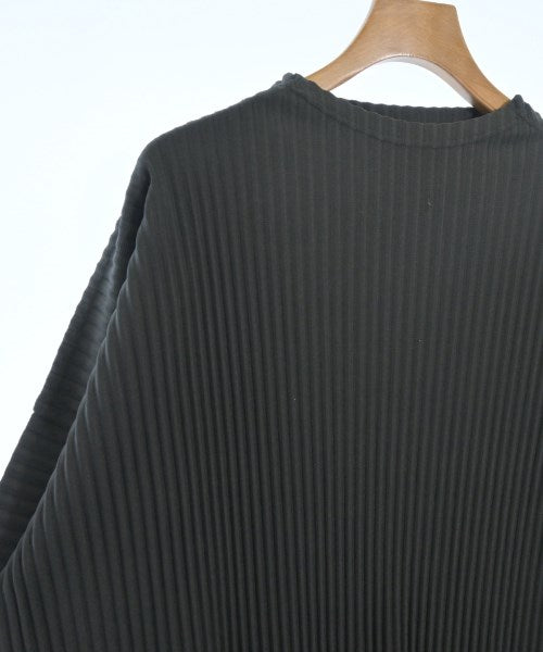 HOMME PLISSE เสื้อยืด/เสื้อท็อปส์