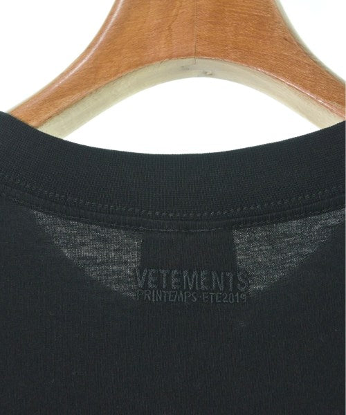 VETEMENTS เสื้อยืด/เสื้อท็อปส์
