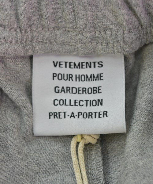 VETEMENTS กางเกงขาสั้น