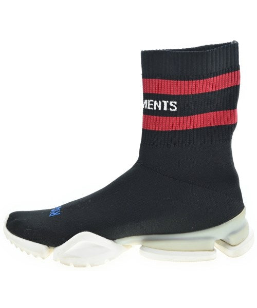 VETEMENTS รองเท้าผ้าใบ