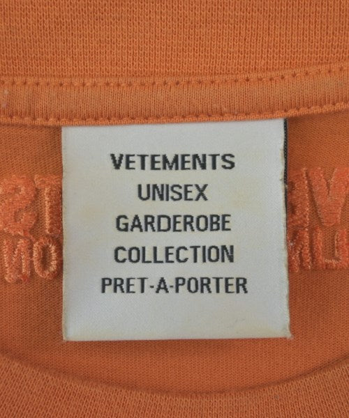 VETEMENTS เสื้อยืด/เสื้อท็อปส์
