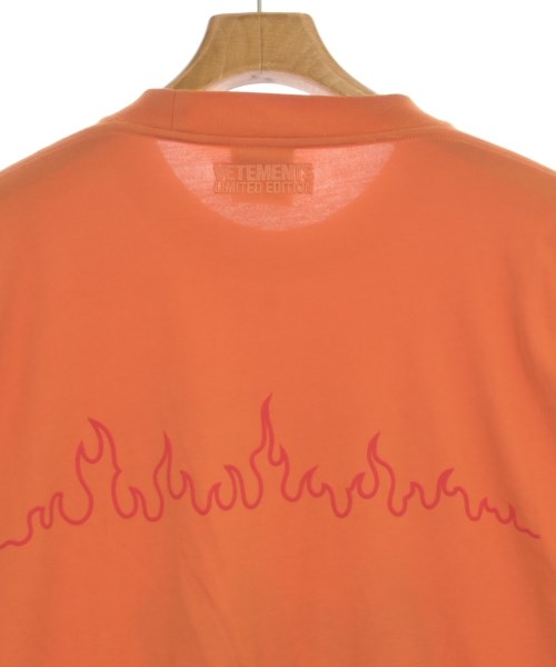 VETEMENTS เสื้อยืด/เสื้อท็อปส์
