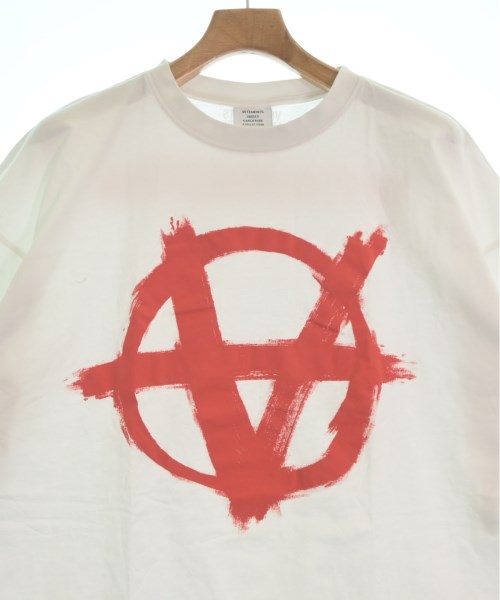 VETEMENTS เสื้อยืด/เสื้อท็อปส์