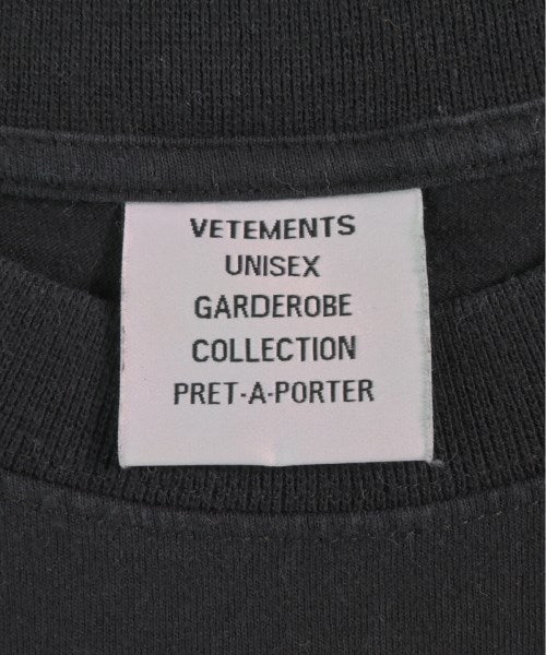 VETEMENTS เสื้อยืด/เสื้อท็อปส์