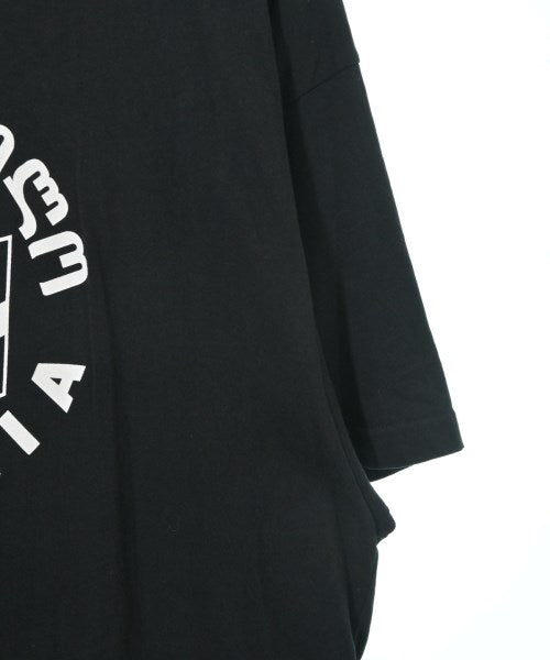 VETEMENTS เสื้อยืด/เสื้อท็อปส์