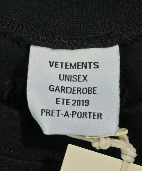 VETEMENTS เสื้อยืด/เสื้อท็อปส์