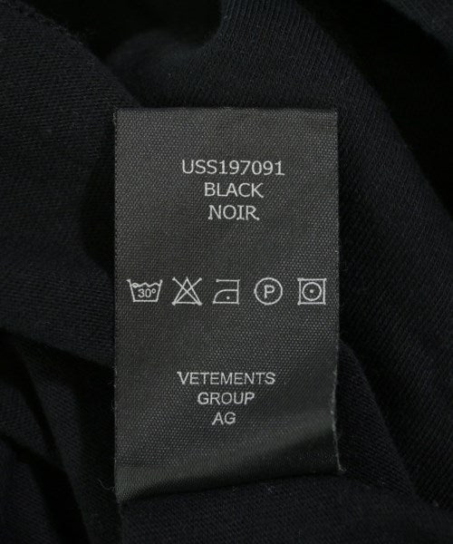 VETEMENTS เสื้อยืด/เสื้อท็อปส์
