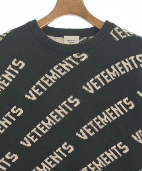 VETEMENTS เสื้อกันหนาว