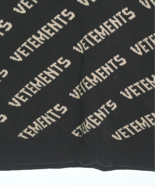 VETEMENTS เสื้อกันหนาว