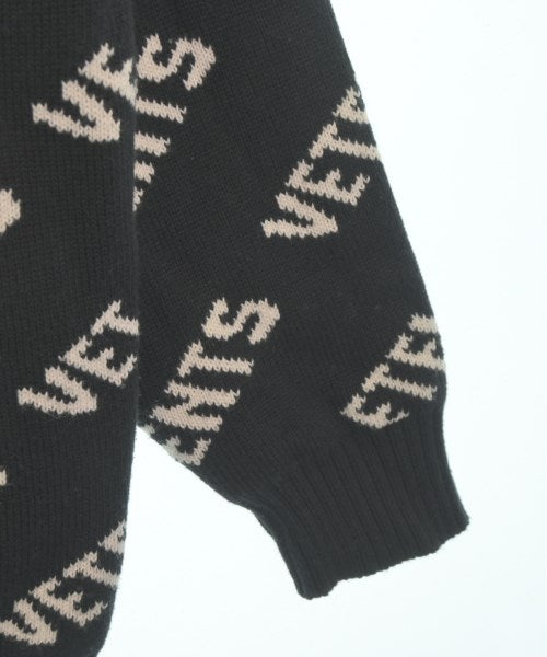 VETEMENTS เสื้อกันหนาว
