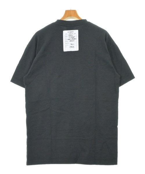 VETEMENTS เสื้อยืด/เสื้อท็อปส์