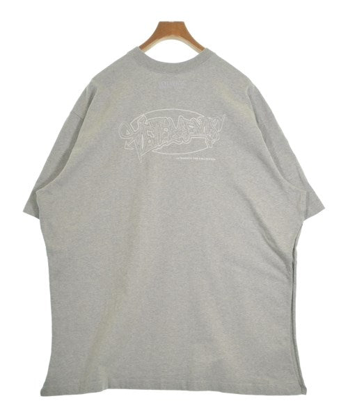 VETEMENTS เสื้อยืด/เสื้อท็อปส์