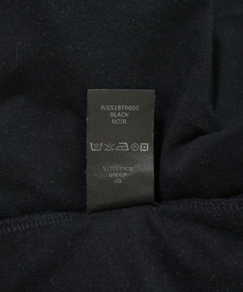 VETEMENTS เสื้อยืด/เสื้อท็อปส์