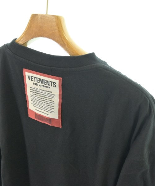 VETEMENTS เสื้อยืด/เสื้อท็อปส์