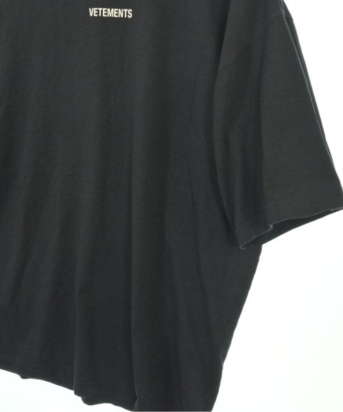 VETEMENTS เสื้อยืด/เสื้อท็อปส์