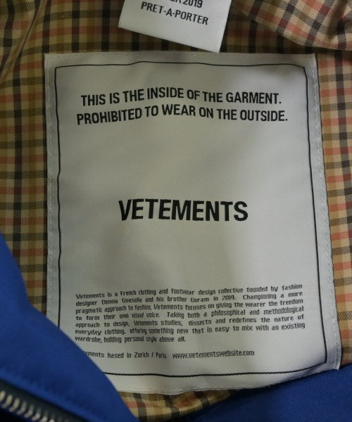 VETEMENTS เสื้อโค้ท อื่น