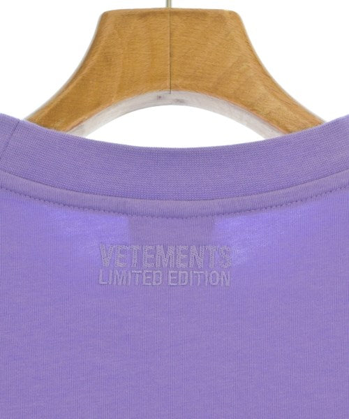 VETEMENTS เสื้อยืด/เสื้อท็อปส์