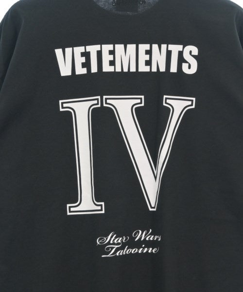 VETEMENTS เสื้อยืด/เสื้อท็อปส์