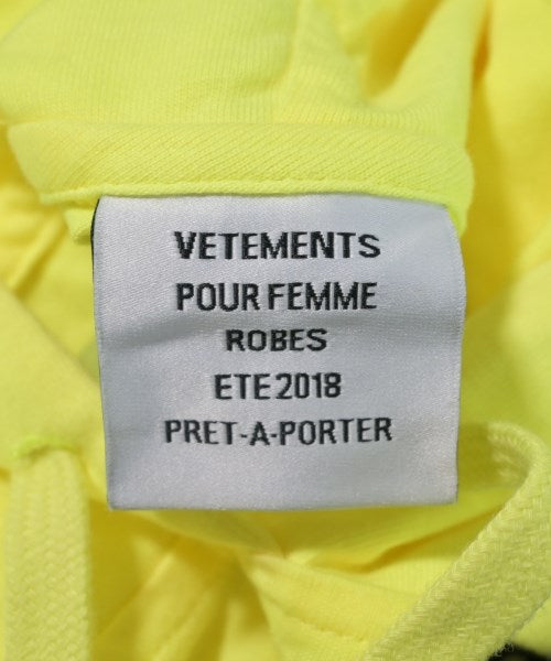 VETEMENTS ชุดเดรส