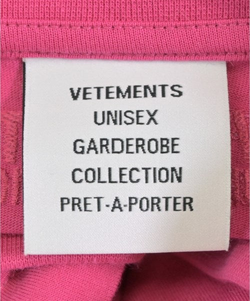 VETEMENTS เสื้อยืด/เสื้อท็อปส์