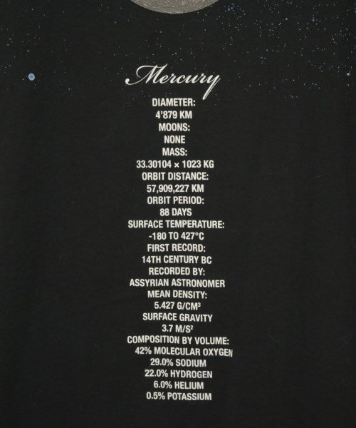 VETEMENTS เสื้อยืด/เสื้อท็อปส์