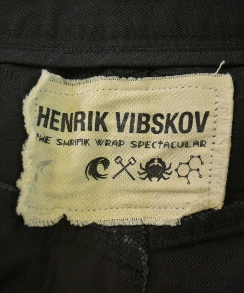 HENRIK VIBSKOV กางเกงขาสั้น