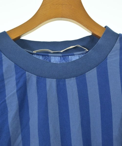 TELA เสื้อยืด/เสื้อท็อปส์