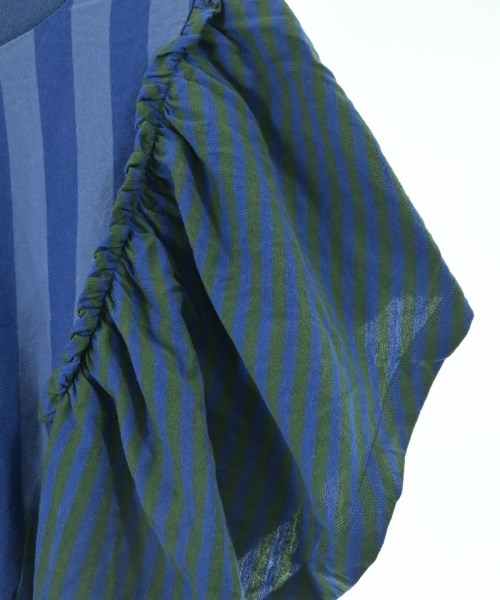 TELA เสื้อยืด/เสื้อท็อปส์