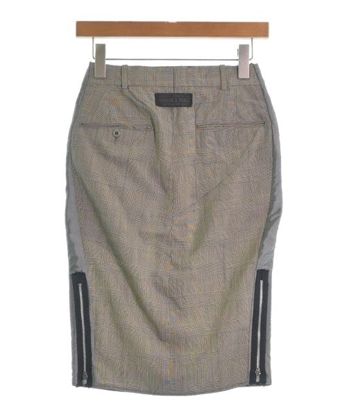 GEOFFREY B. SMALL กระโปรงยาวถึงเข่า