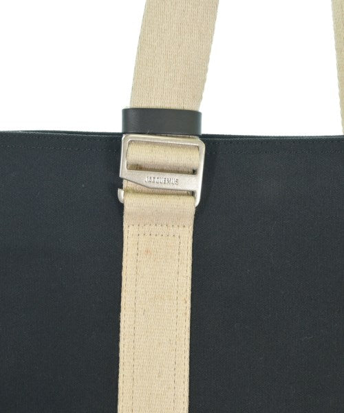 JACQUEMUS กระเป๋าถือขนาดใหญ่