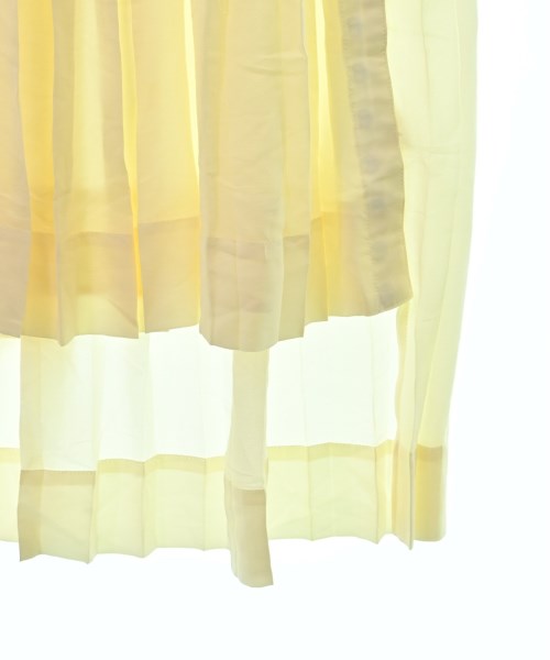 Simone Rocha กระโปรงยาวถึงเข่า