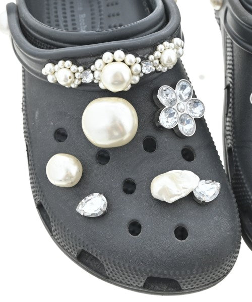 Simone Rocha รองเท้าแตะ