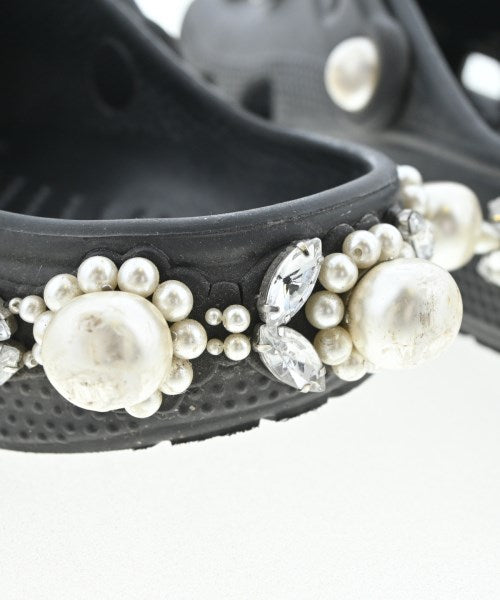 Simone Rocha รองเท้าแตะ