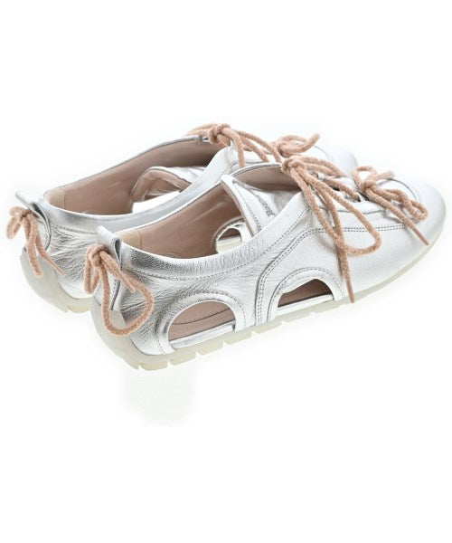 Simone Rocha รองเท้าผ้าใบ