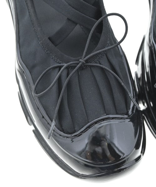 Simone Rocha รองเท้าผ้าใบ
