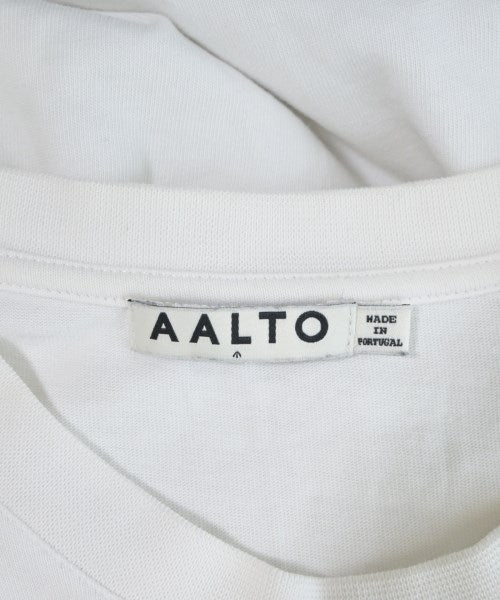 AALTO เสื้อยืด/เสื้อท็อปส์