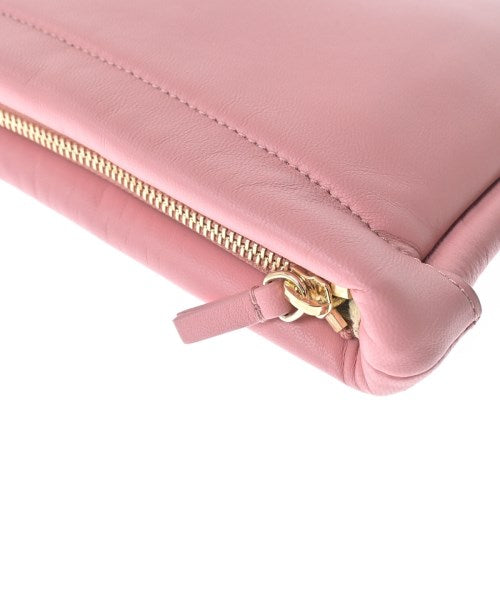 REJINA PYO กระเป๋า