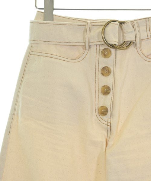 REJINA PYO ยีนส์