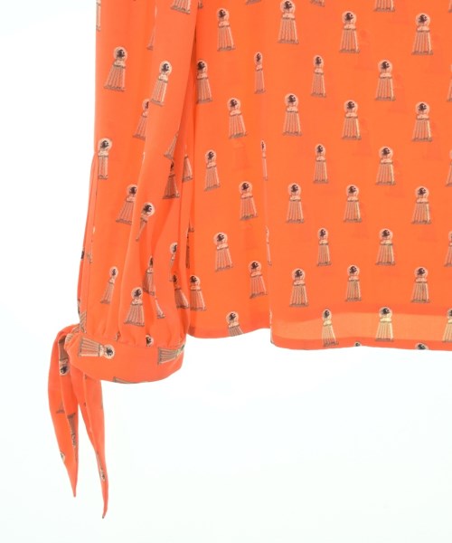 DHELA เสื้อสตรี