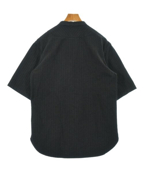 The Elder Statesman เสื้อลำลอง