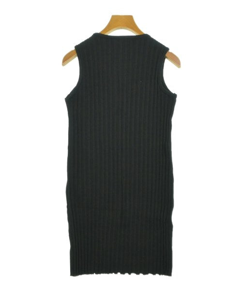 SIMON MILLER เสื้อกันหนาว