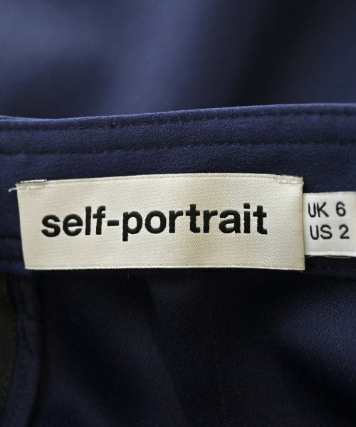 self-portrait กระโปรงสั้น