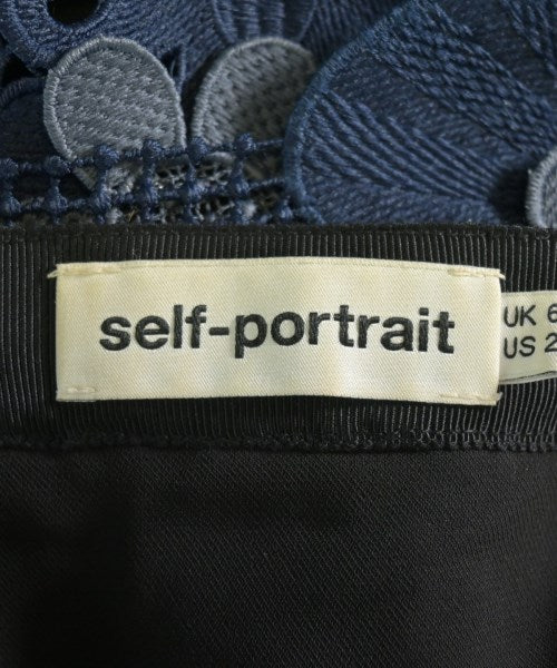 self-portrait กระโปรงยาวถึงเข่า