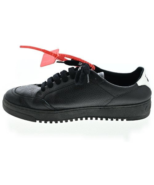 OFF-WHITE รองเท้าผ้าใบ
