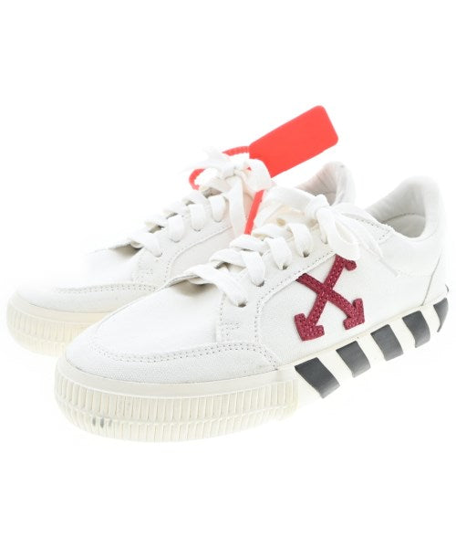 OFF-WHITE รองเท้าผ้าใบ